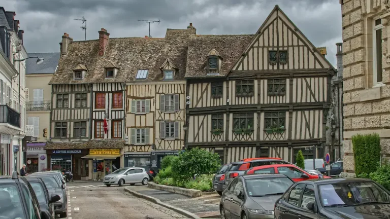 Aides à la rénovation énergétique dans l'Eure (27) : vue de la ville de Vernon