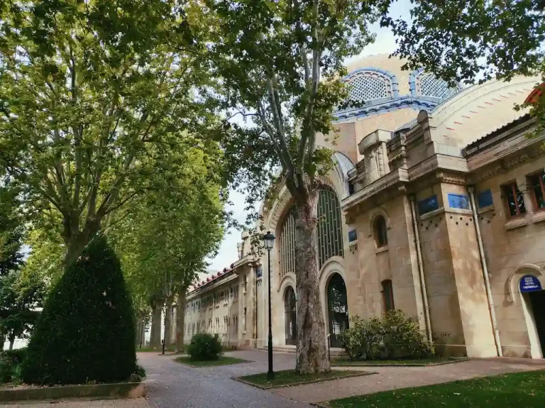 Vue de Vichy pour illustrer les aides à la rénovation énergétique dans l'Allier